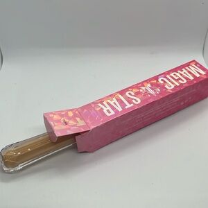 Jeffrey Star Concealer